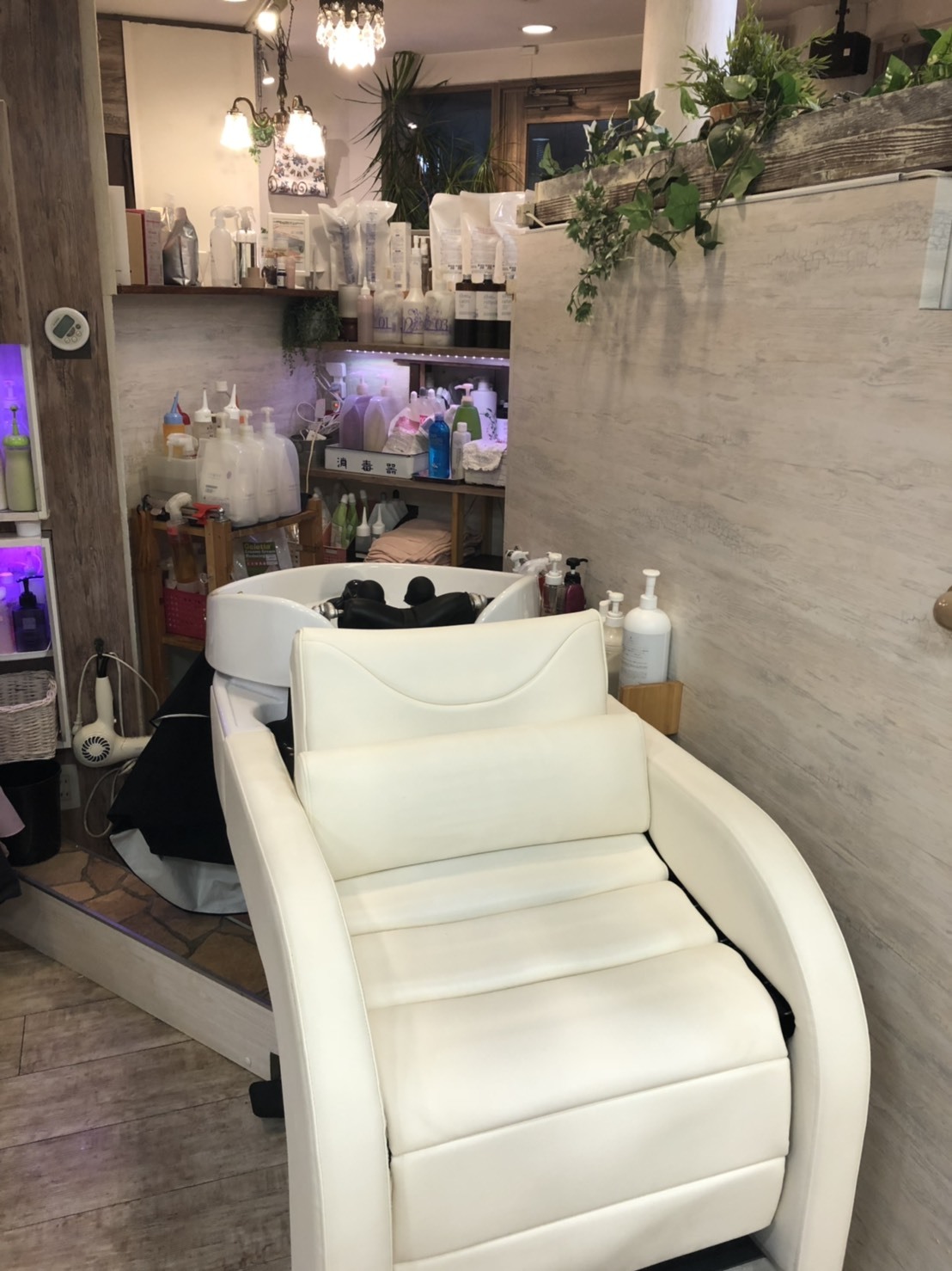 市川市本八幡の美容室･美容院Hair Chic(ヘアシック)店内
